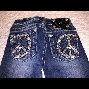 Girls Miss Me Jeans Peace Sign Pockets